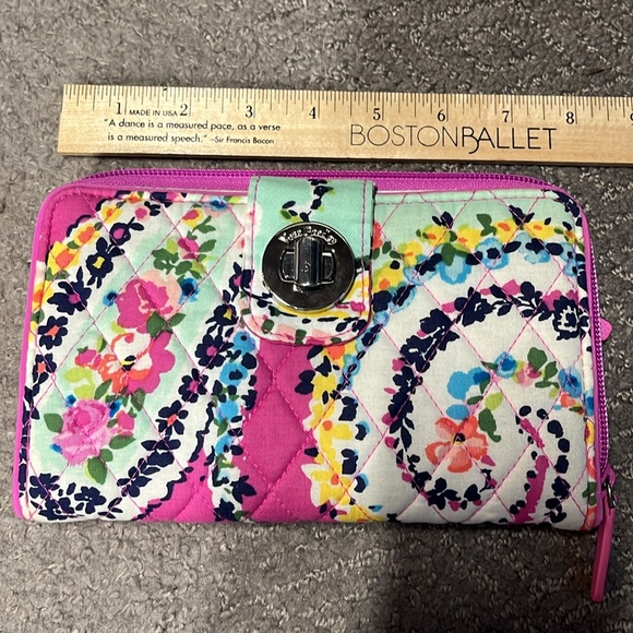 Vera Bradley Wallet - Picture 7 of 8